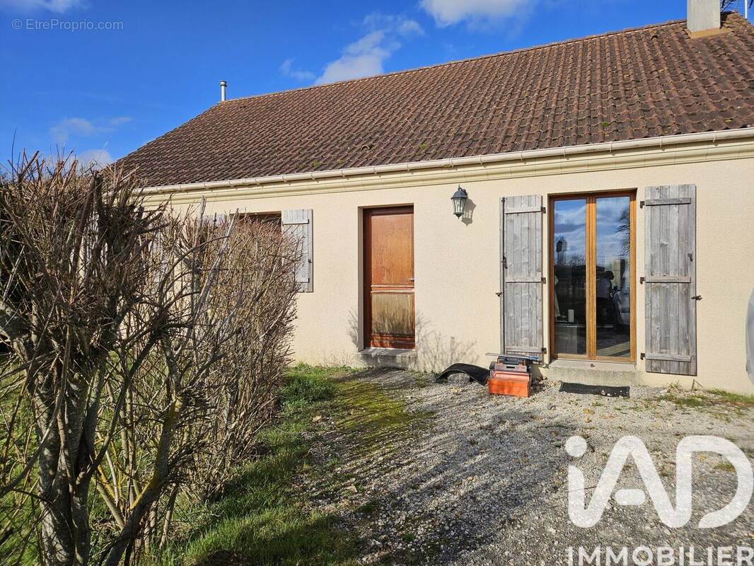 Photo 1 - Maison à ARMEAU