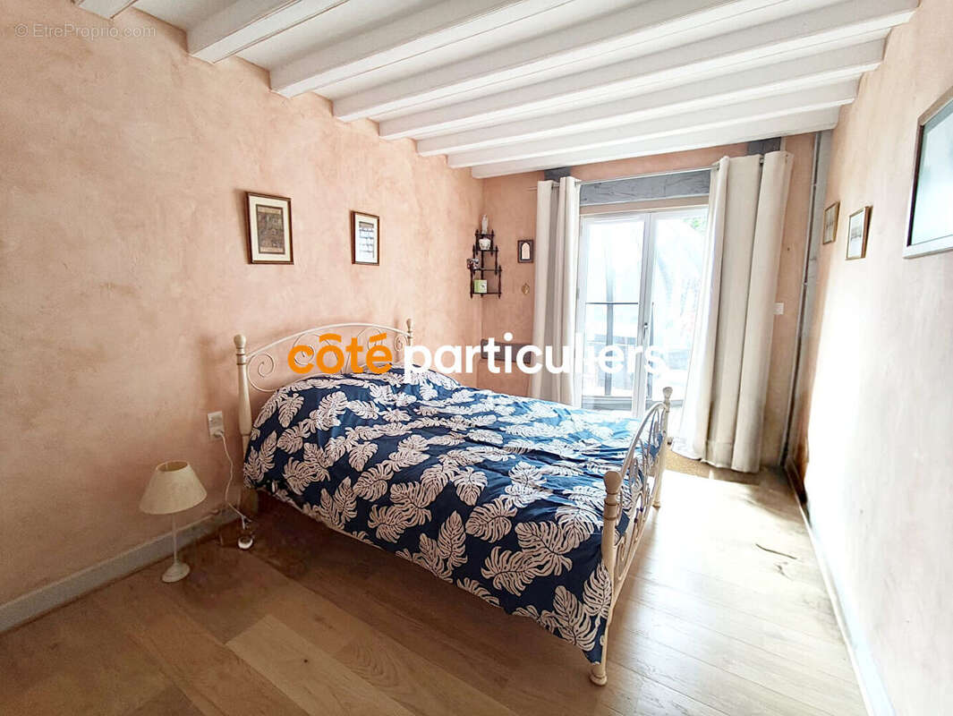 Maison à SAINT-PIERRE-SUR-DIVES