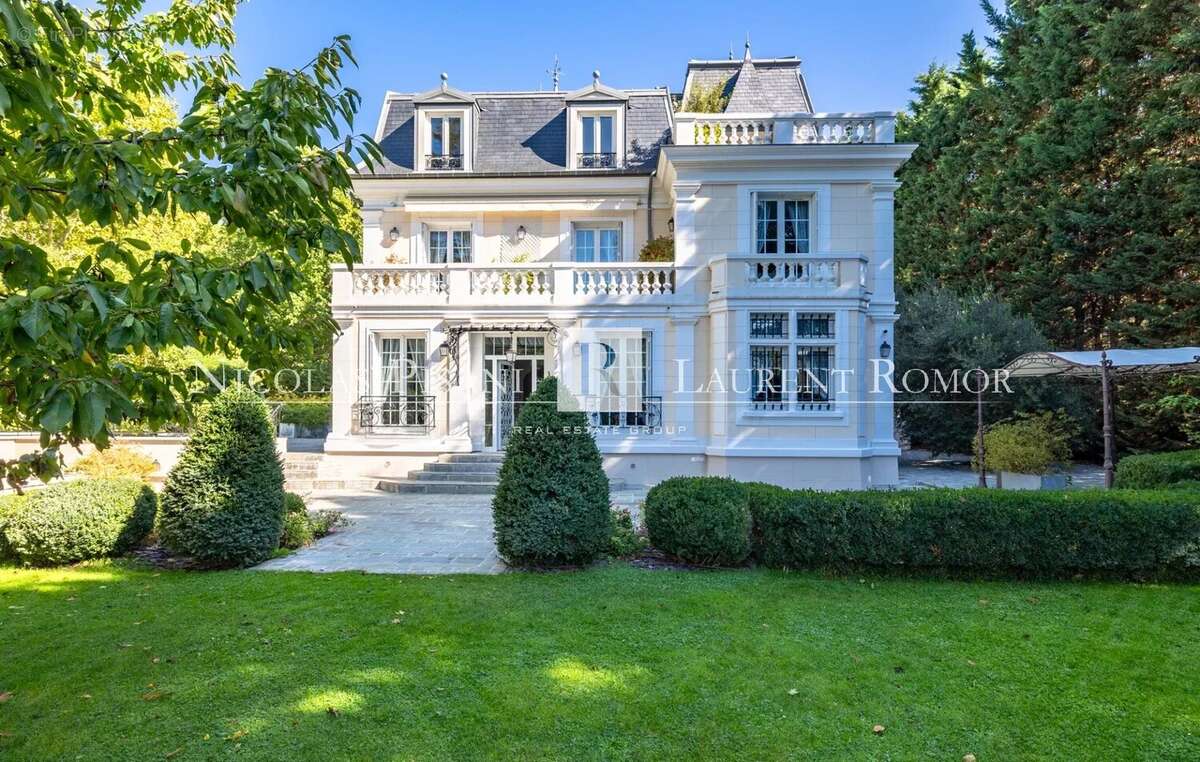 Maison à MAISONS-LAFFITTE