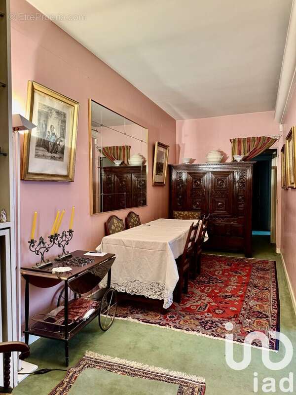 Photo 4 - Appartement à PARIS-16E