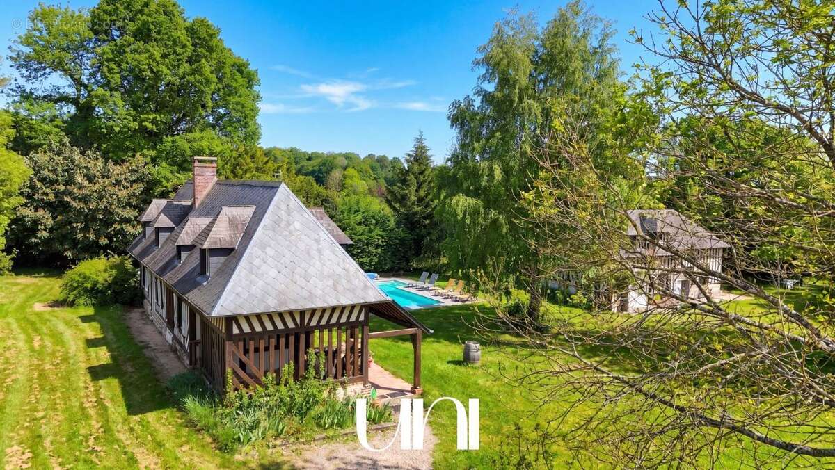 Maison à PONT-L'EVEQUE