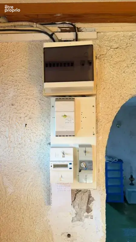 EXCLUSIVITE - bien d'investissement de type F2 --- A RENOVER - photo 8