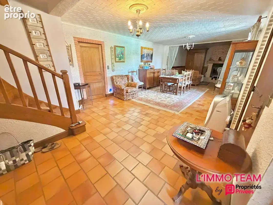 Maison 5 chambres, avec garages et piscine, sur 1.7Ha - vue imprenable - photo 8