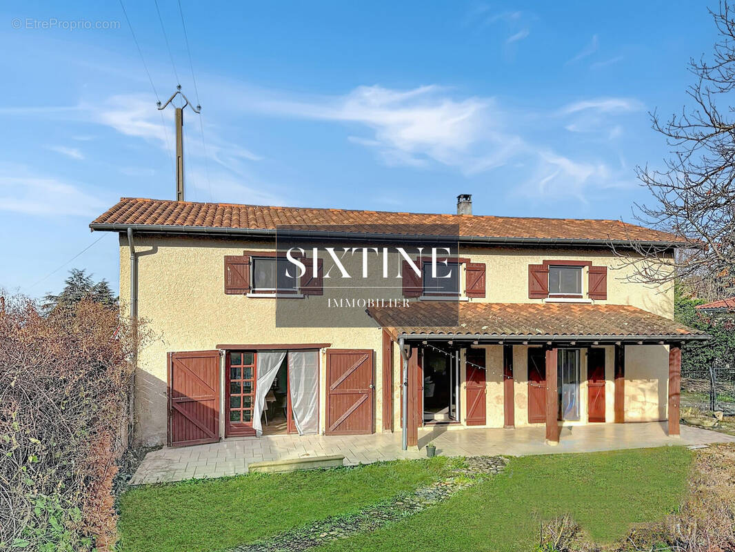 Maison à VILLE-SOUS-ANJOU