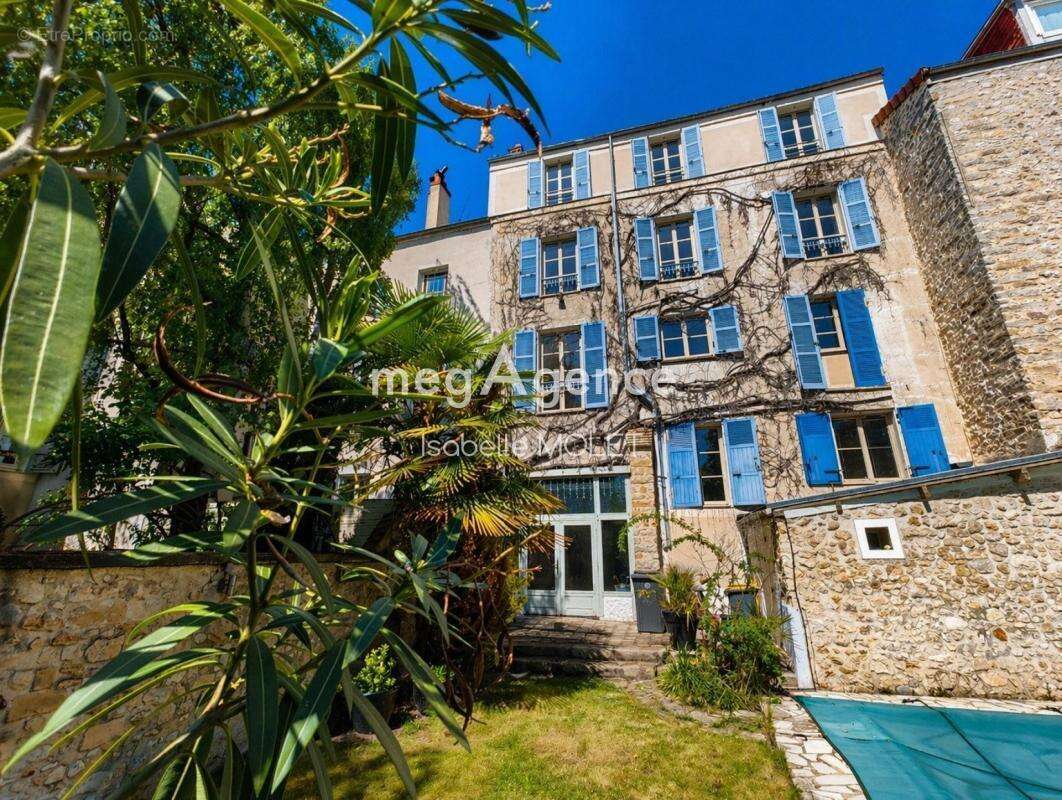 Maison de caractère de 10 pièces avec piscine - photo 19
