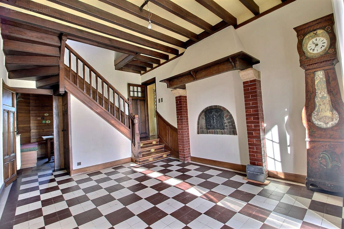 Maison à PRESSIGNY-LES-PINS