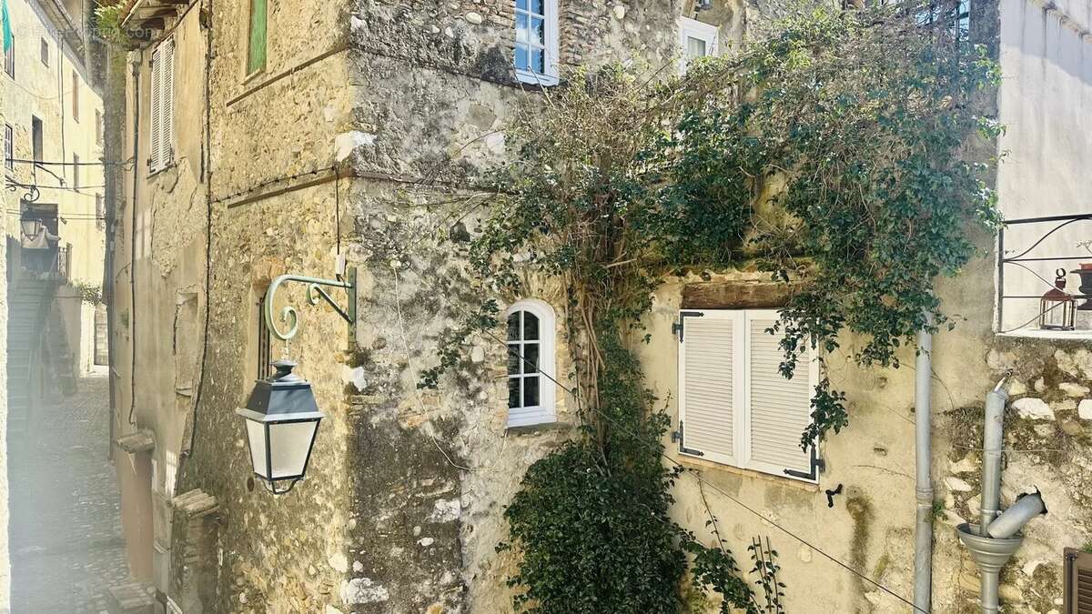 Maison à CAGNES-SUR-MER