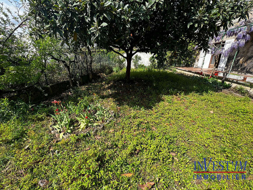 Appartement à PIERRE-BENITE