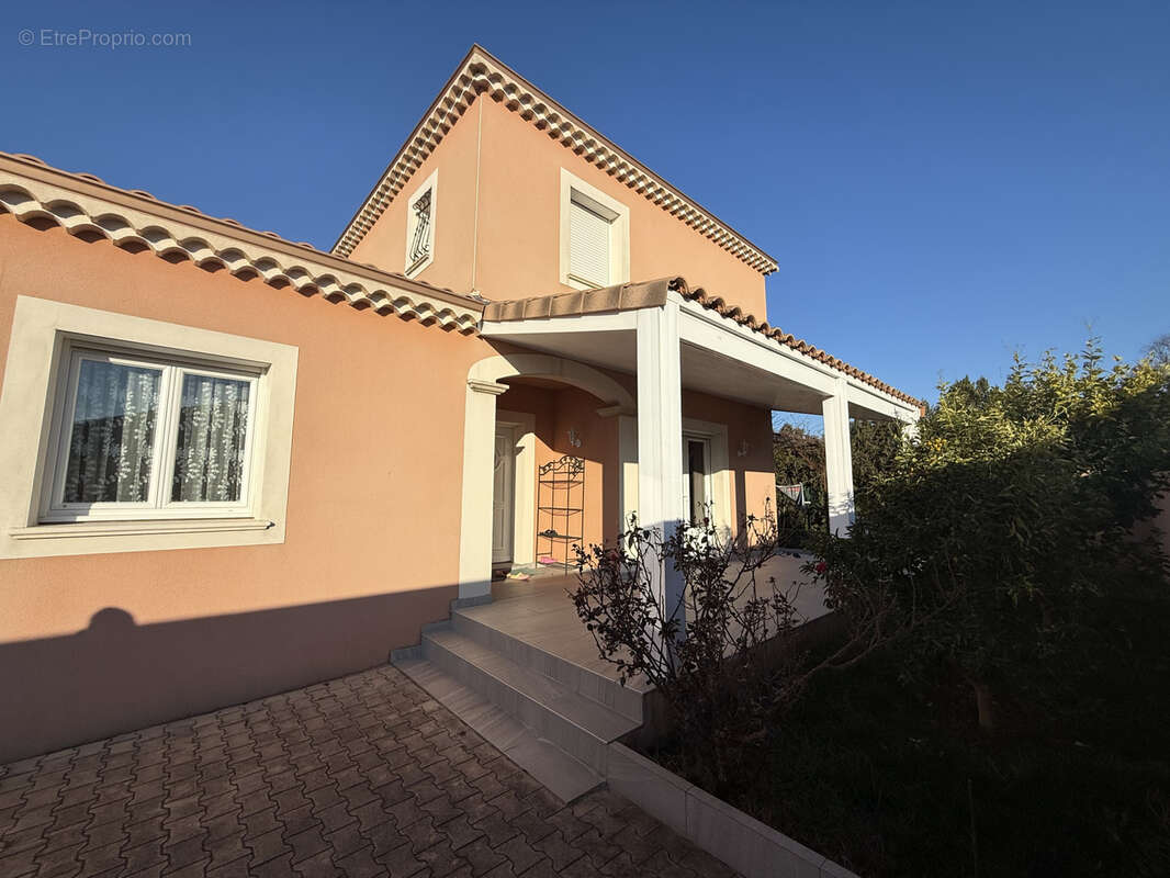 Maison à PIERRELATTE