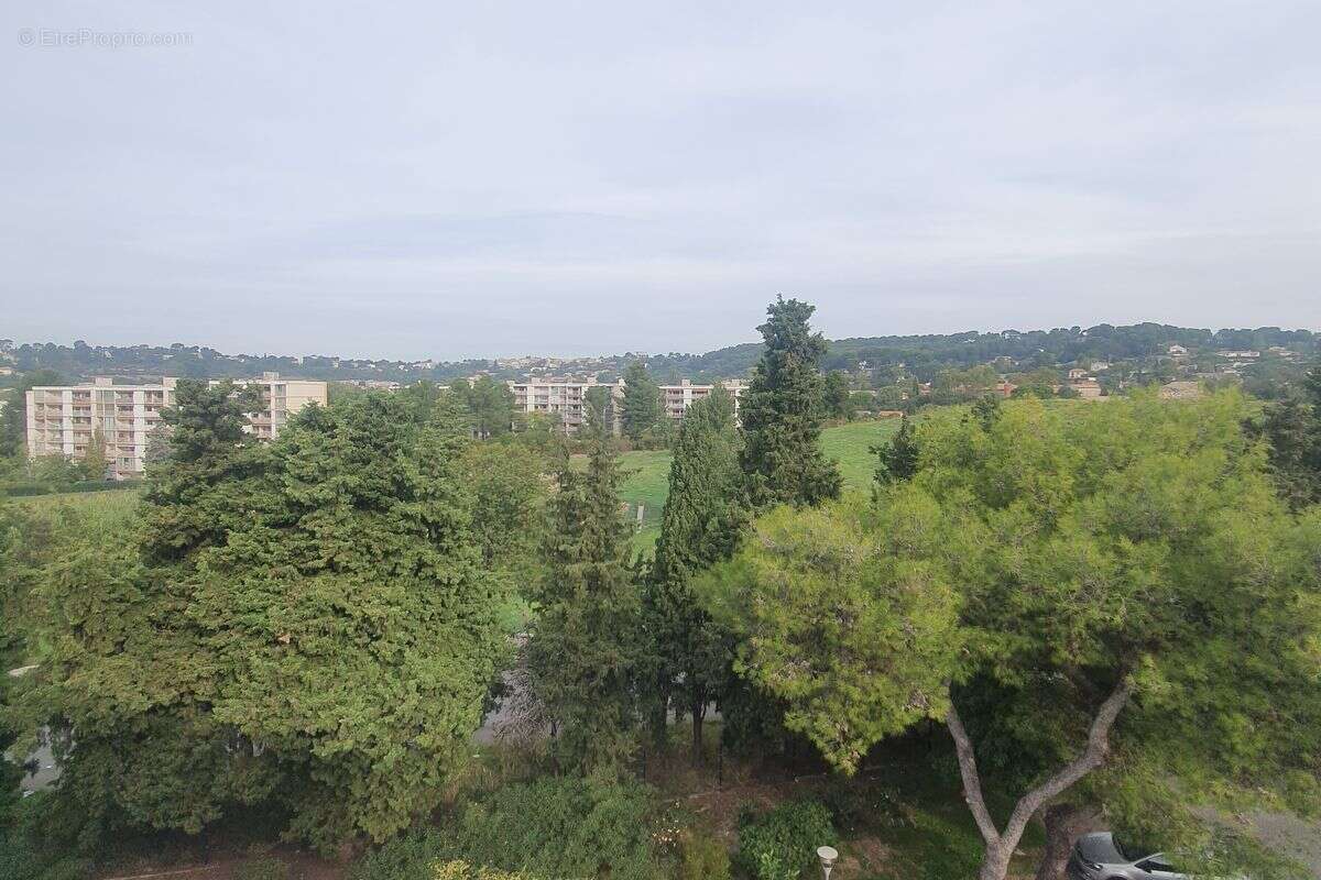 Appartement à MARSEILLE-11E