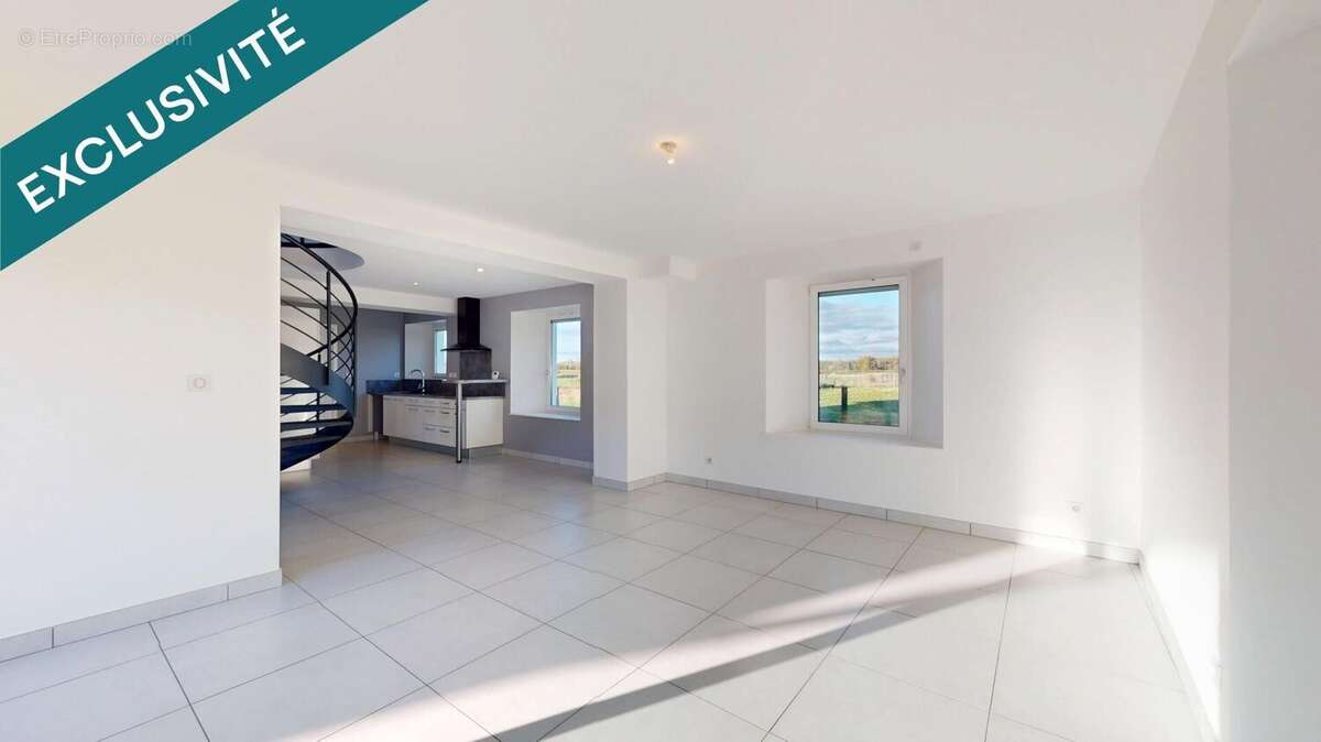 Photo 2 - Maison à GRIEGES