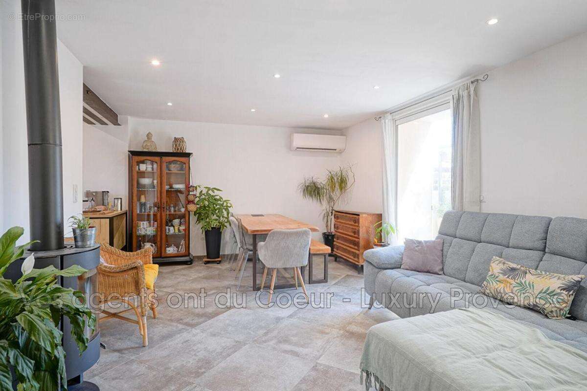 vente maison 4 Pièce(s) - photo 3