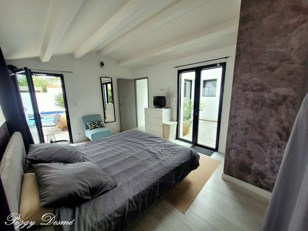 Maison à vendre 6 pièces VILLEDOUX (17) - Elégance et Confort aux portes de La Rochelle - 6 pièces - Piscine - photo 11