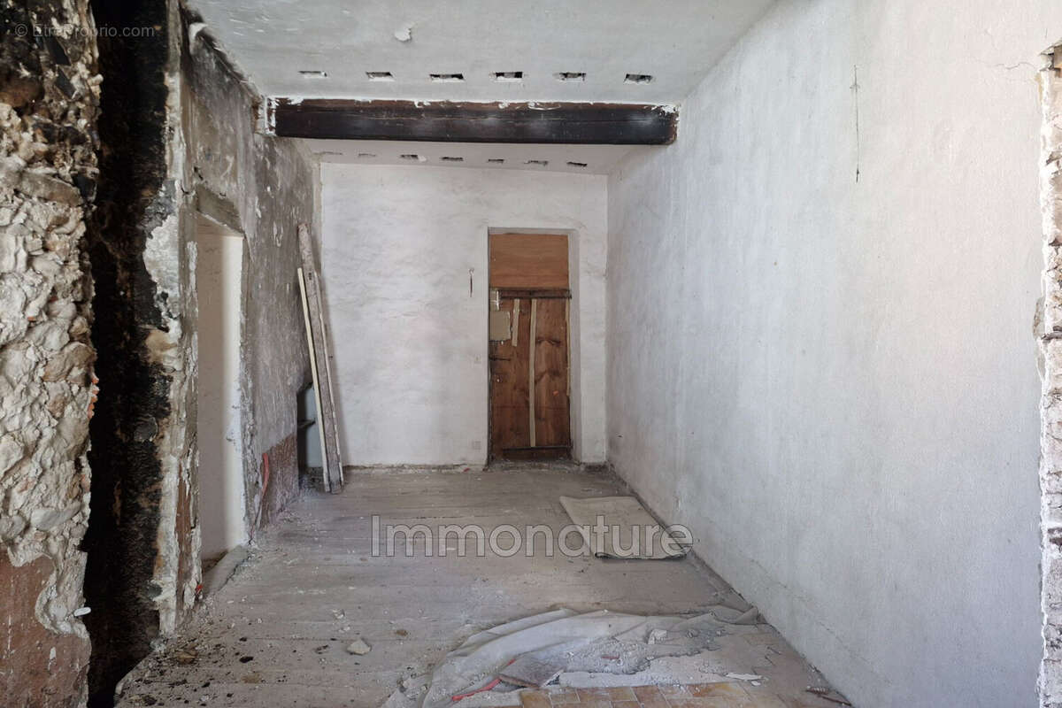 Appartement à GANGES