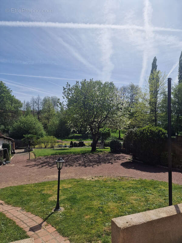 Maison à LES HERBIERS