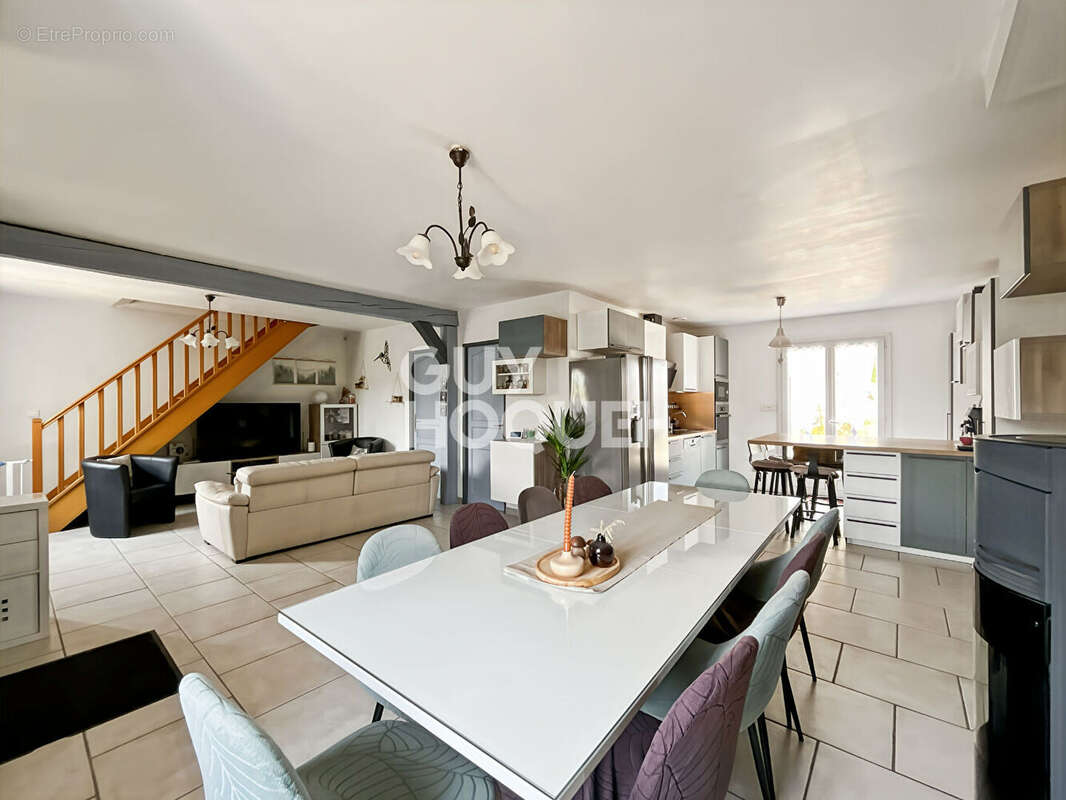 Maison 6 pièces à vendre à Fontenay Trésigny - photo 6