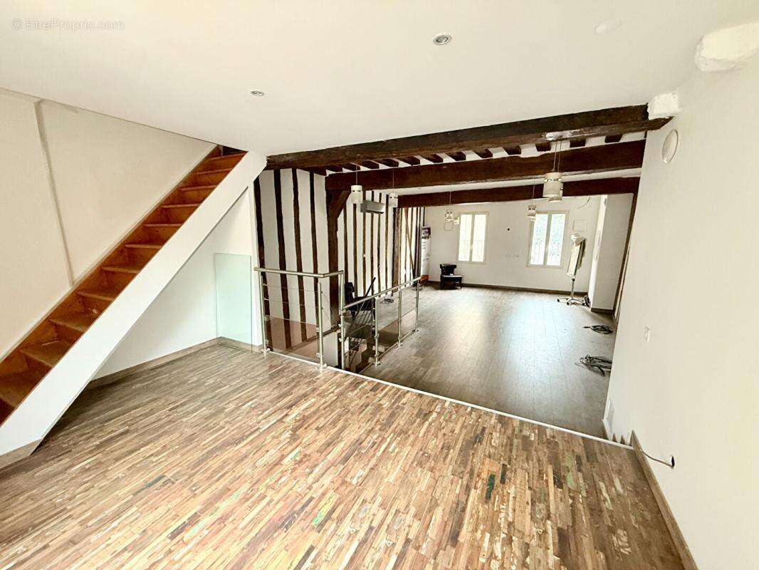 Appartement à SENS