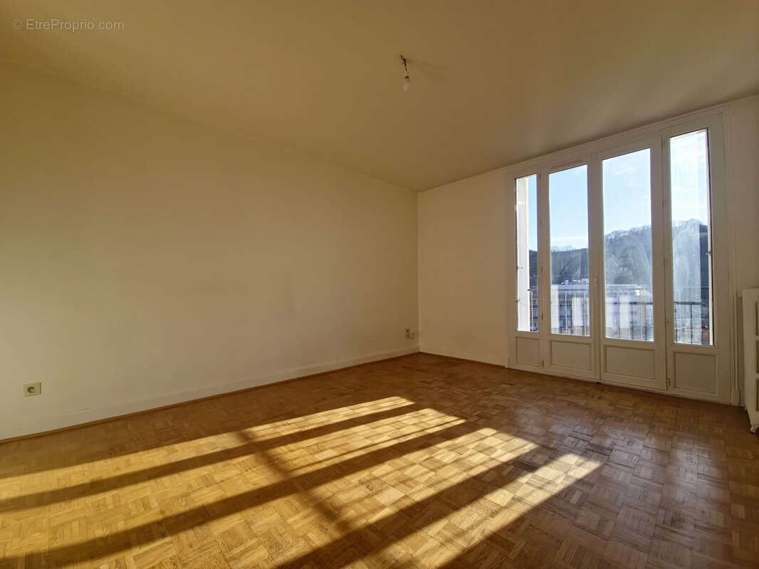 Appartement à AURILLAC