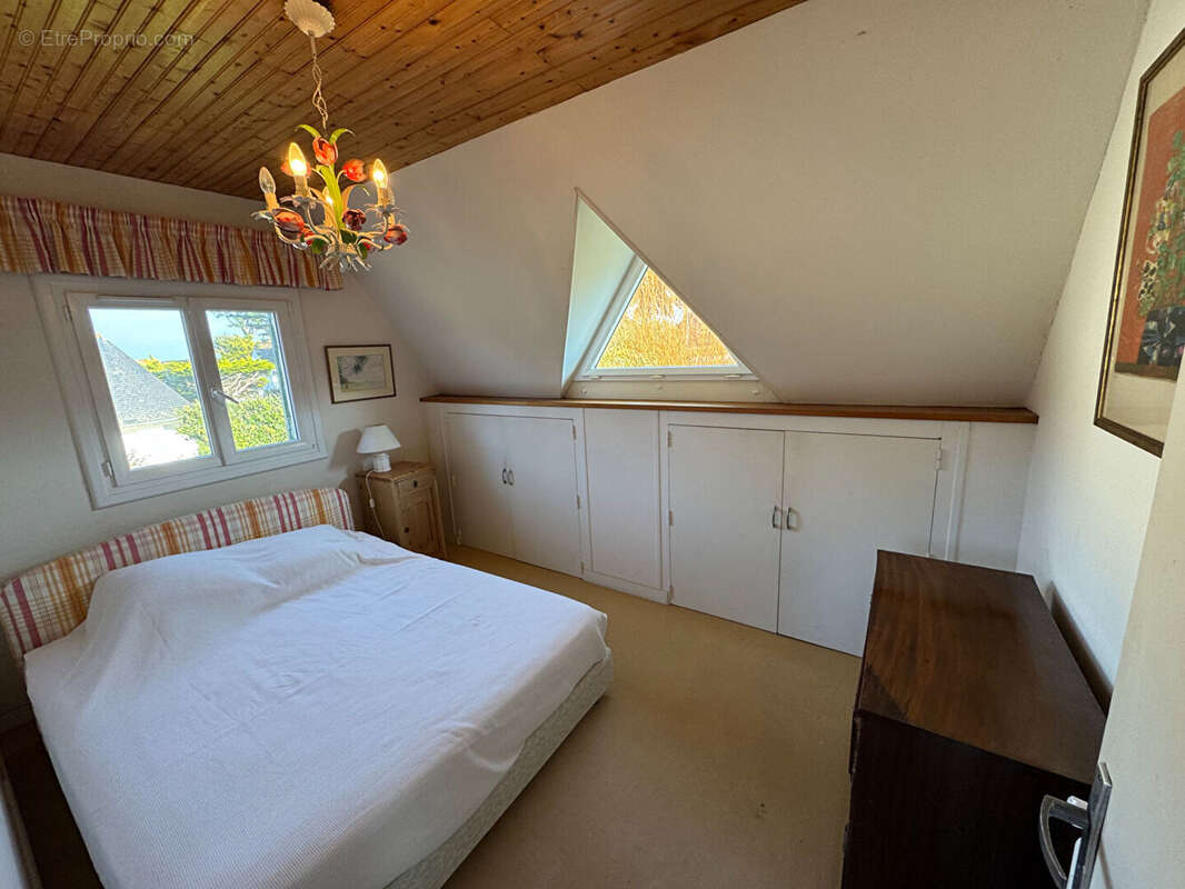 Maison à LE POULIGUEN