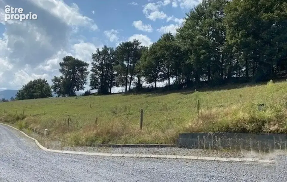 Terrain à PONT-DE-LARN