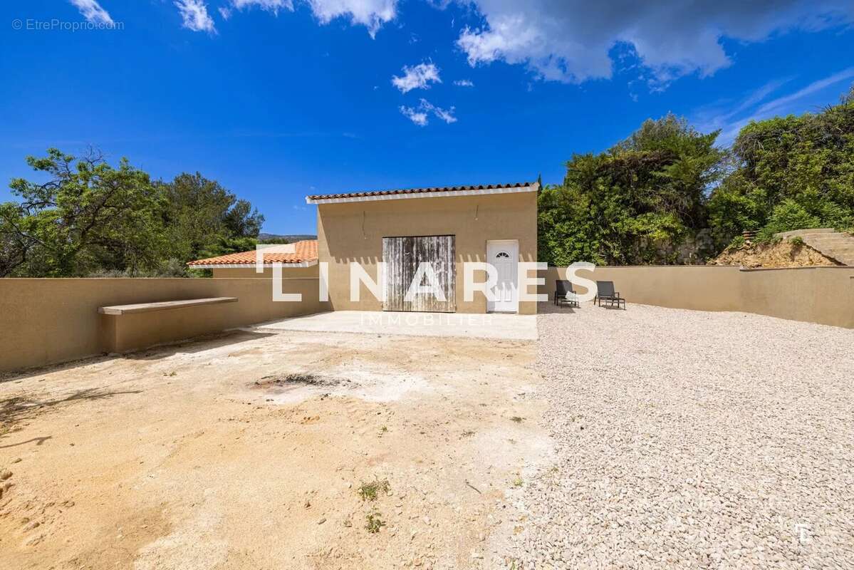 Maison à ROQUEVAIRE