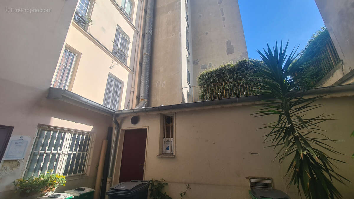 Appartement à PARIS-11E