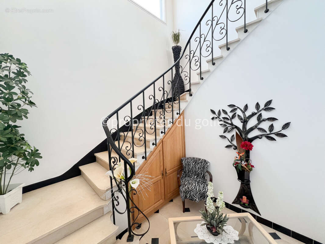 Sète, 1ère ligne mer, appartement 5 pièces, vue panoramique, - photo 4