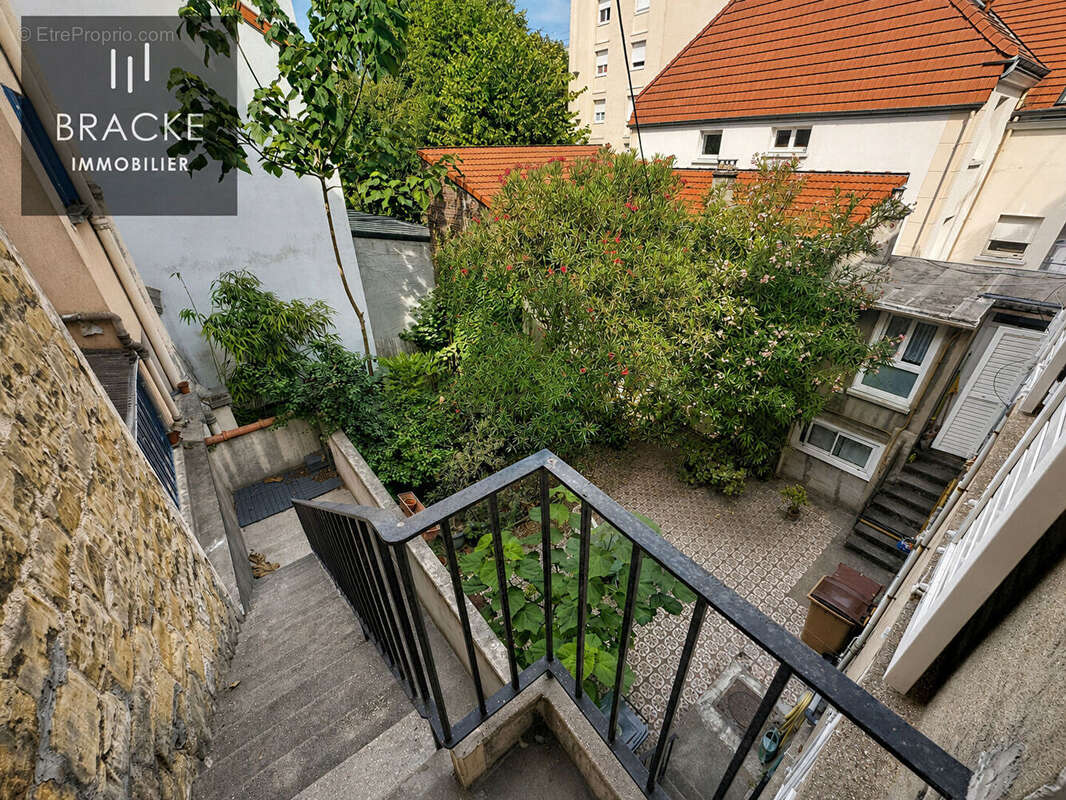 COURBEVOIE - GARE - Appartement + combles aménageables - photo 8