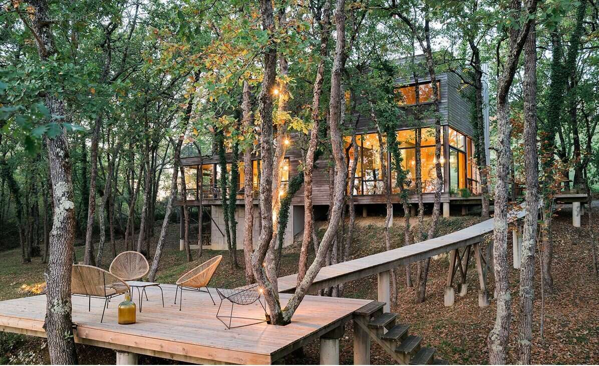 Auch property for sale Gers architect house eco home southwest France modern house with pool panoramic views Pyrenees contemporary design award winning architecture&#039; - Maison à AUCH