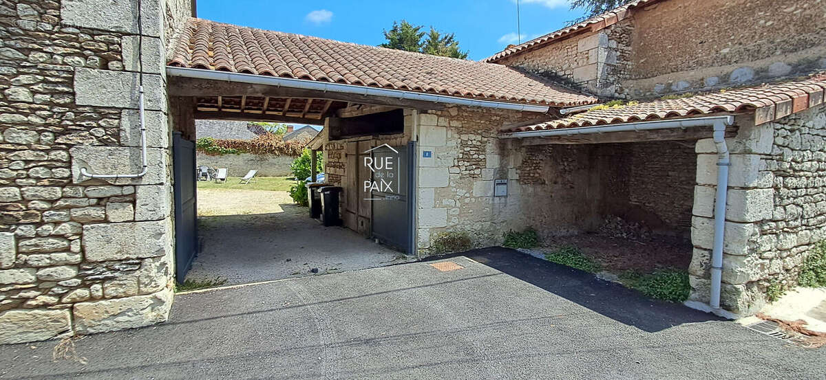 Maison Saint Genest D Ambiere 4 pièce(s) 106.78 m2 - photo 3