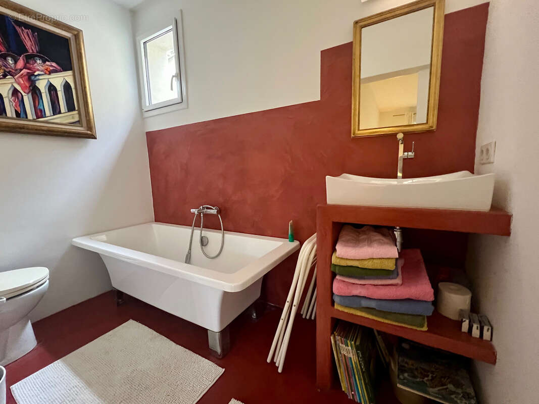 Maison à VAISON-LA-ROMAINE