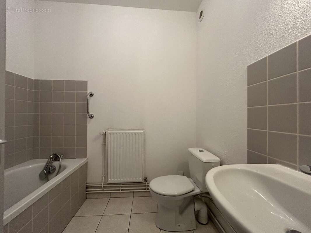 Appartement à DAMPIERRE-SUR-SALON