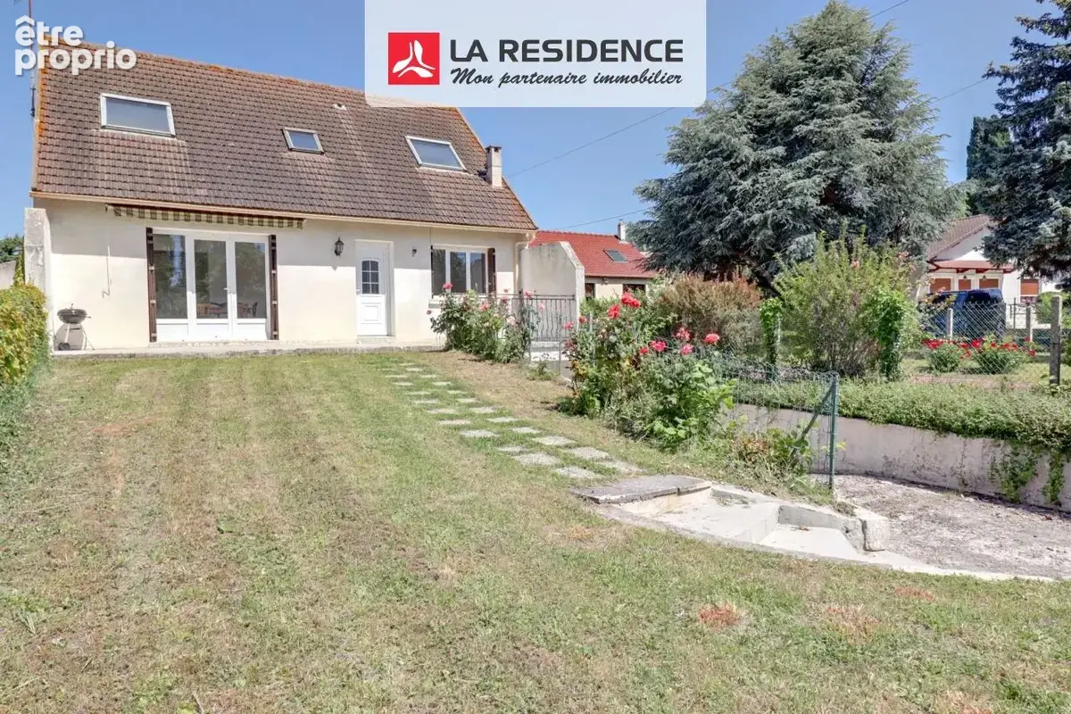 Maison à VILLIERS-SAINT-FREDERIC