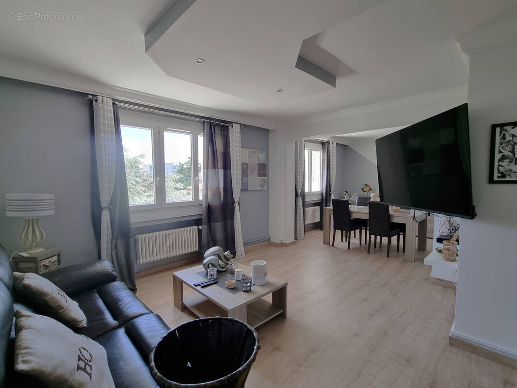 Appartement à CALUIRE-ET-CUIRE