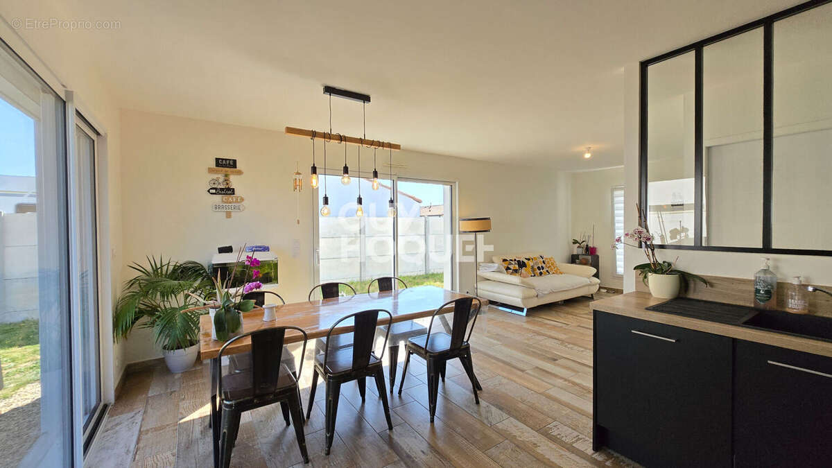 Maison à SAINT-HILAIRE-DE-RIEZ