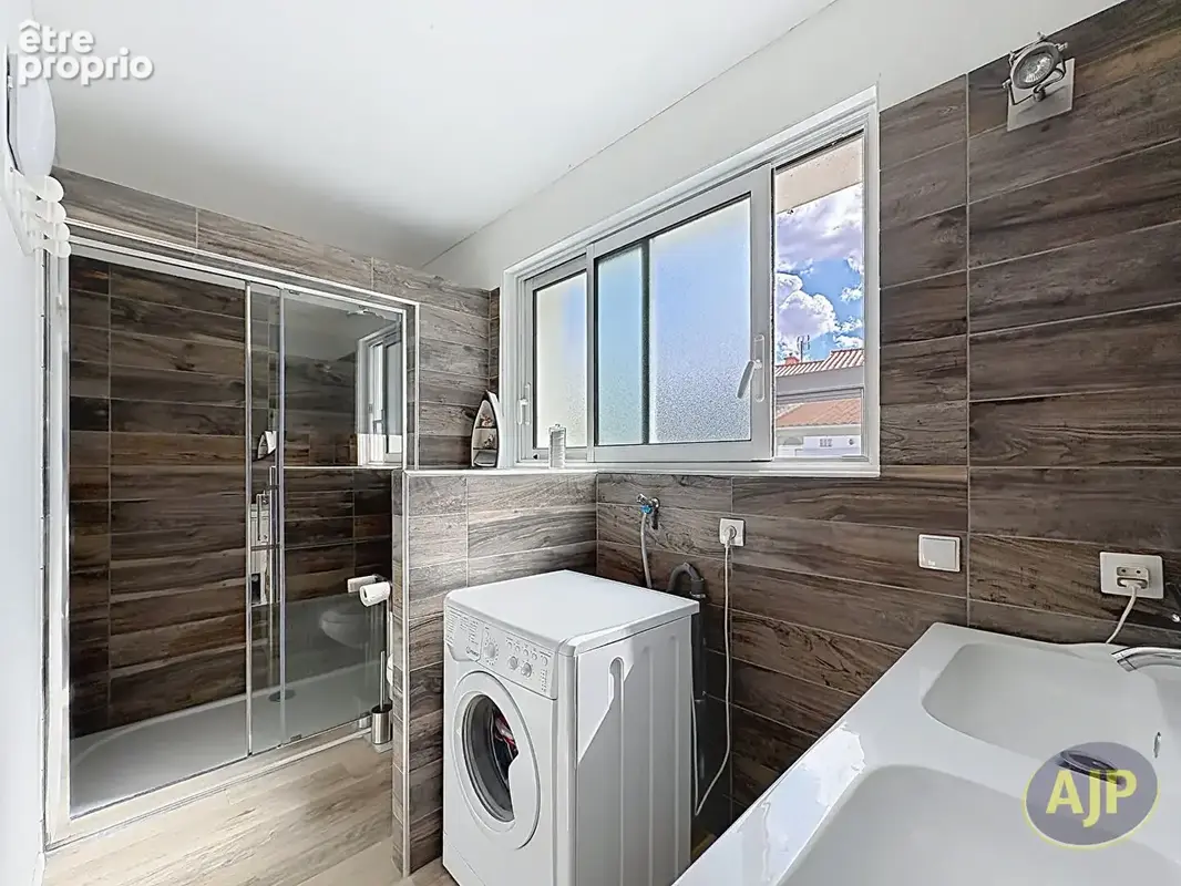 LUCON - Maison 4 chambres - 127 m² - photo 6