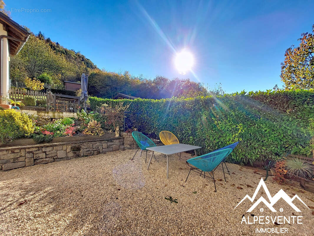 vente-maison-mitoyenne-3chambres-garage-jardin-allinges-alpesvente  - Maison à ALLINGES