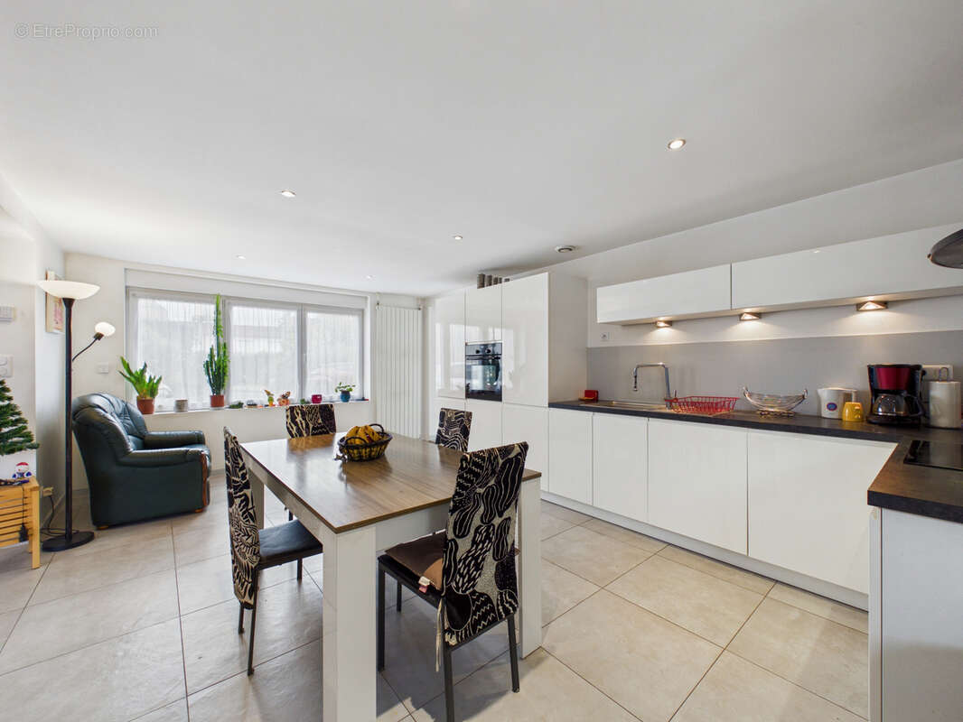 Maison de plain-pied - 120 m2 - Marly - photo 2