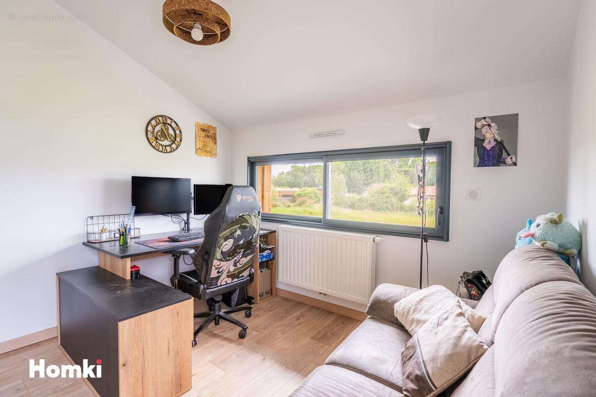 Maison/Villa T5 de 103 m2 à Mérignac 33700 - photo 10