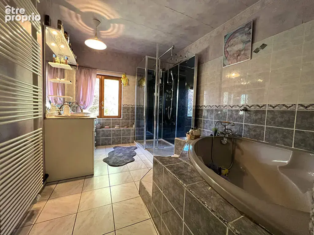 Maison en auto consommation, 4 chambres - RAVILLOLES - photo 7