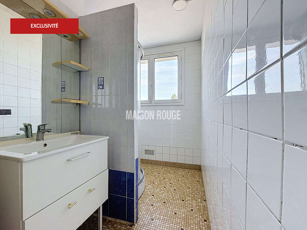 Appartement avec balcon et cave - SAINT BRIEUC, proche des universités - photo 5