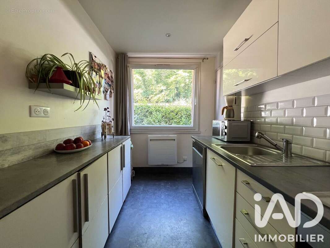 Photo 3 - Appartement à BUC