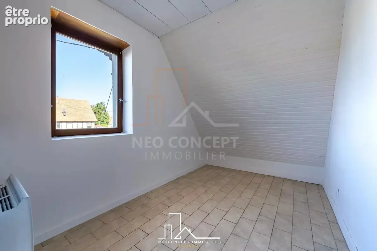 Mommenheim – Appartement 3 pièces au dernier étage – 81 m² au sol – DPE C – Parking - photo 6