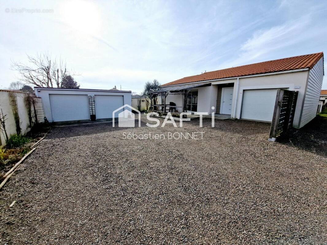 Photo 1 - Maison à ANGLES