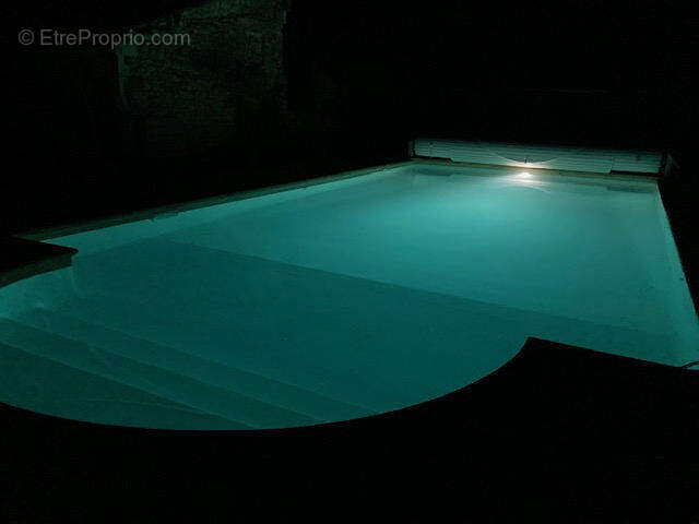 Pool night - Maison à CHALAIS