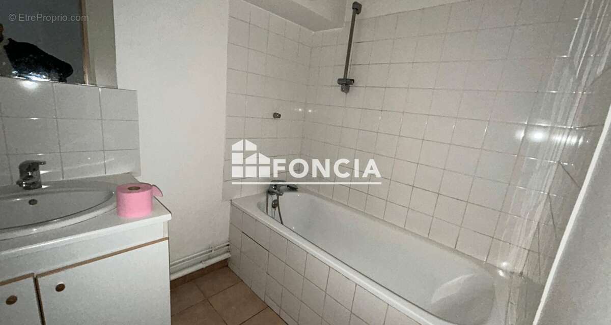 Appartement à MARSEILLE-2E