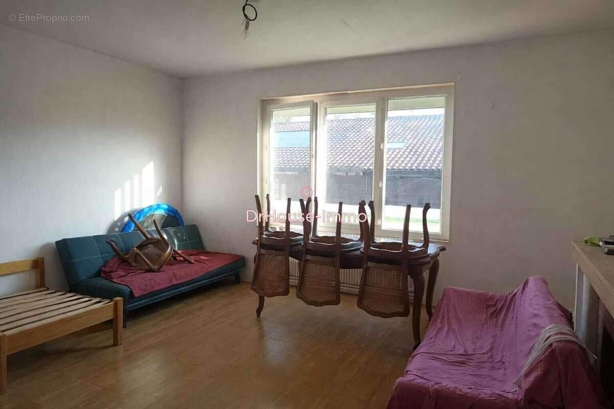Maison 91 m² à Lavergne  - photo 17