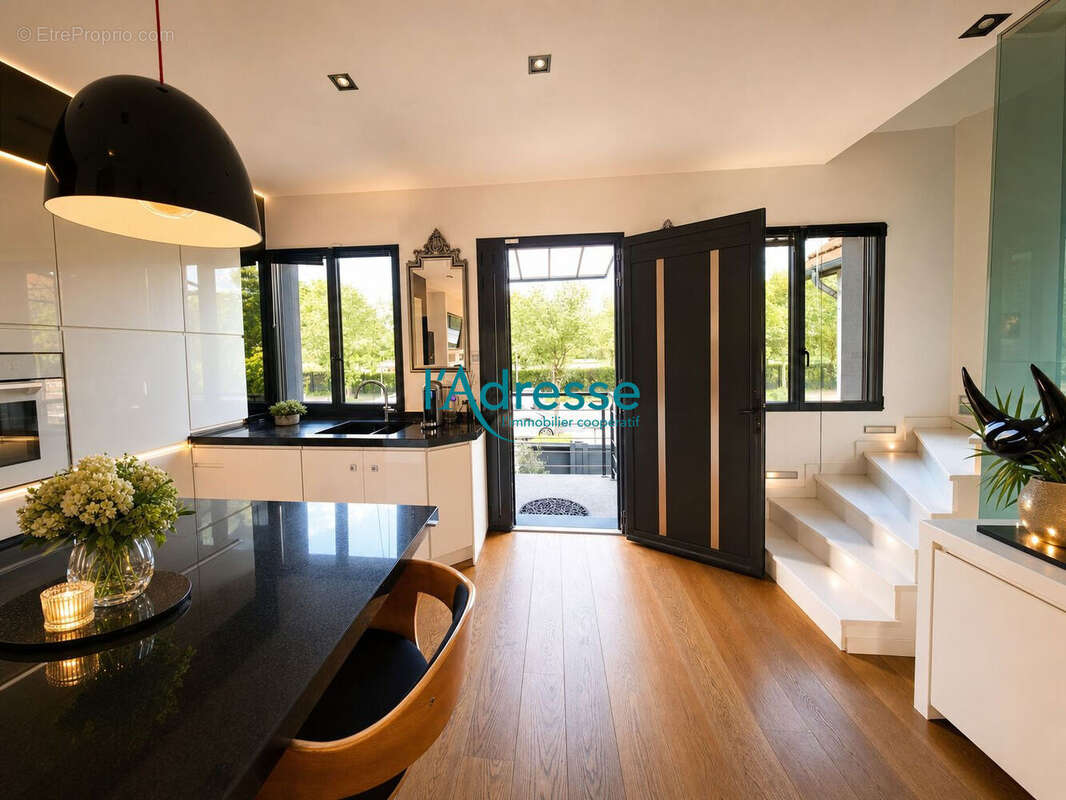 Maison à NANTERRE