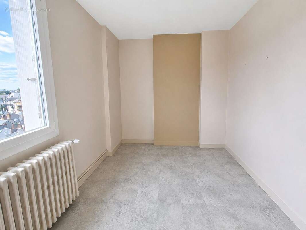 Appartement 57 m² à Tours  - photo 7