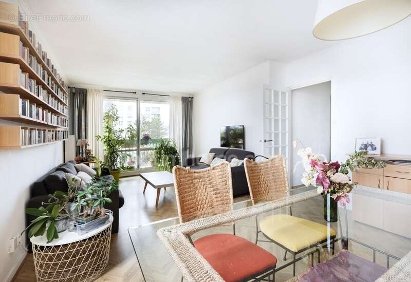 Appartement à SAINT-GENIS-LAVAL